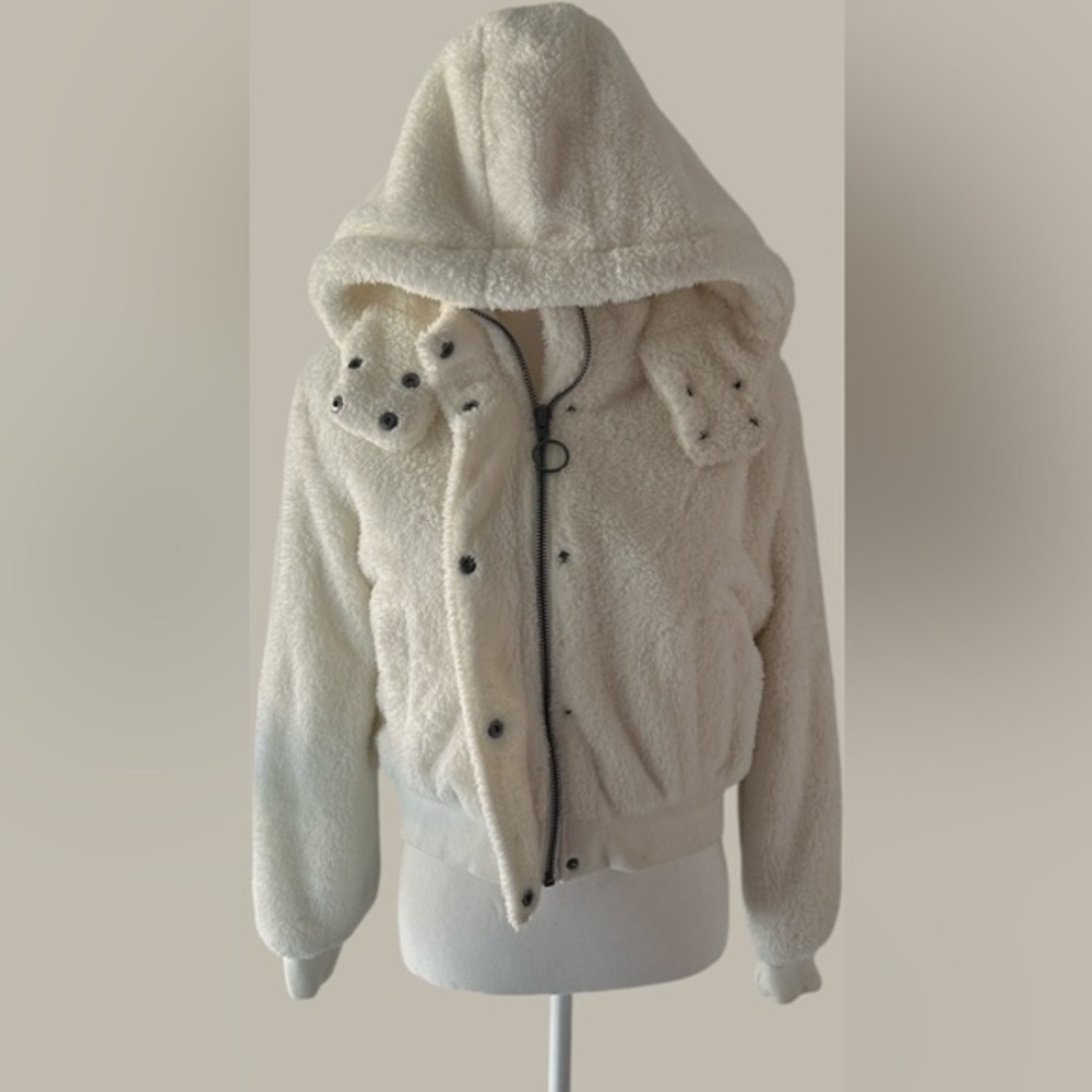 Aeropostale Off-White Teddy Jacket with Hood